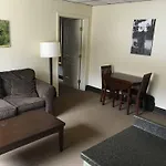 The Montrose Hotel